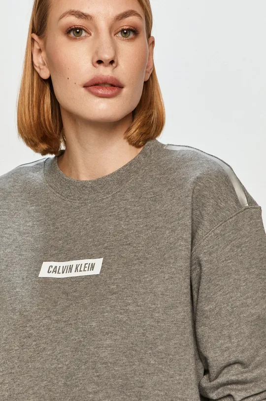 γκρί Calvin Klein Performance - Βαμβακερή μπλούζα