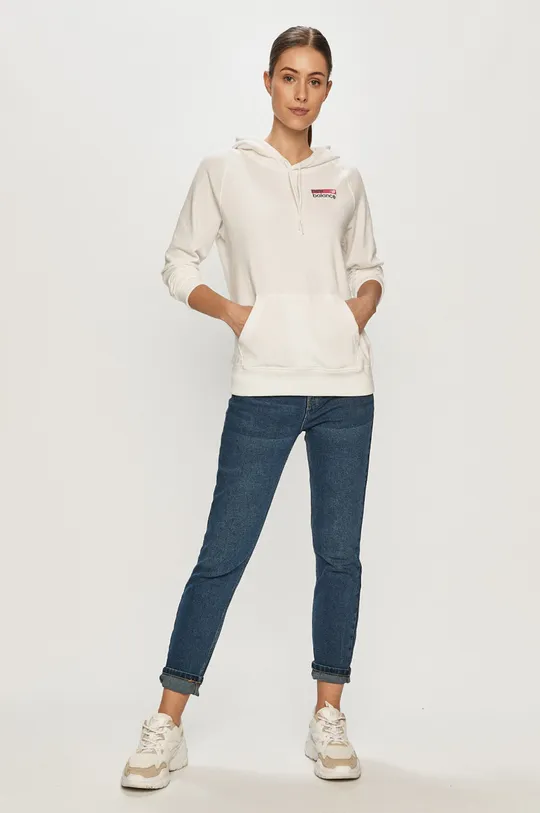 New Balance Bluza WT03802WM biały