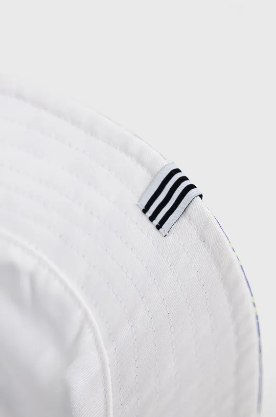 белый Шляпа adidas Originals