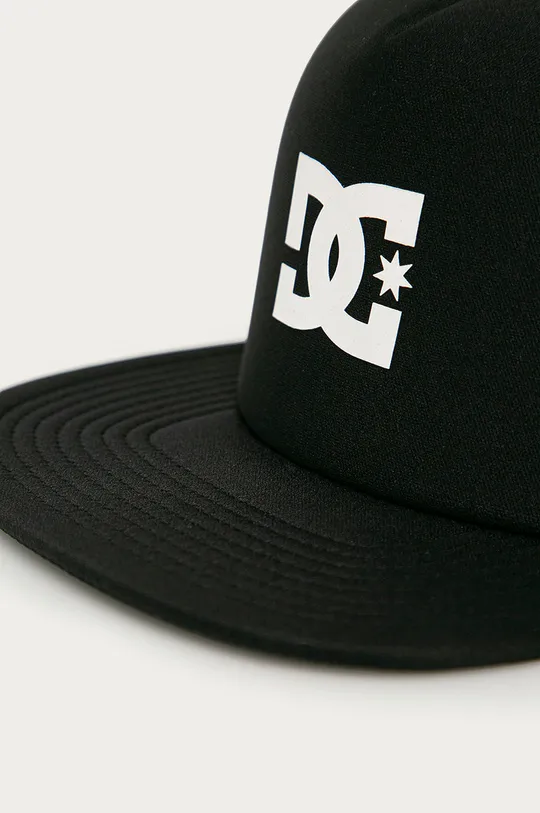 DC berretto nero