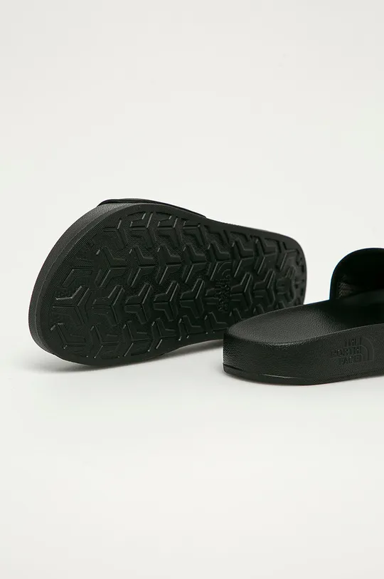 The North Face sliders  Uppers: Synthetic material, Textile material Inside: Synthetic material, Textile material Outsole: Synthetic material