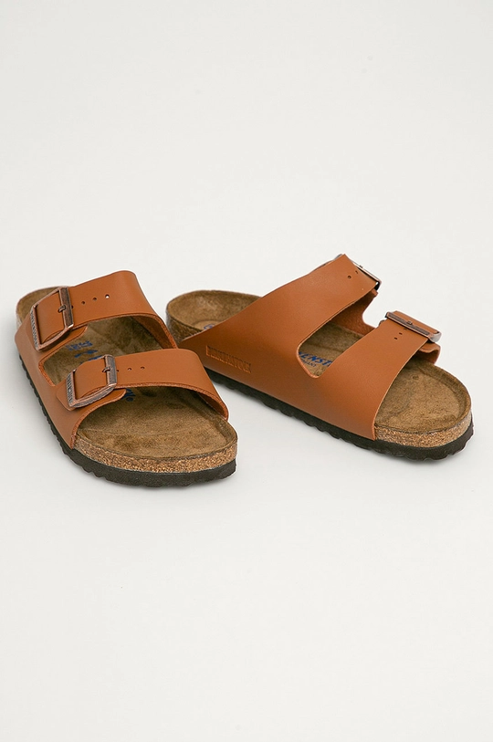 Birkenstock - Klapki Arizona brązowy