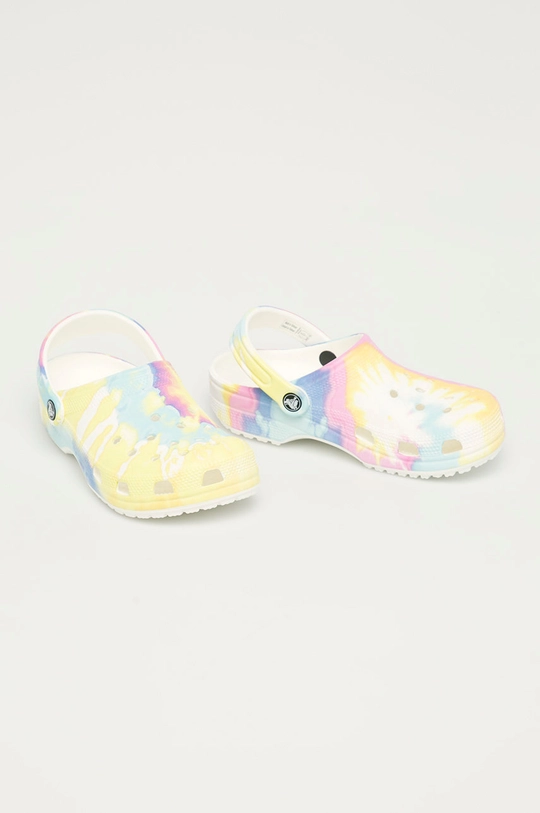 Παντόφλες Crocs TIE DYE GRAPHIC CLOG 205453 κίτρινο