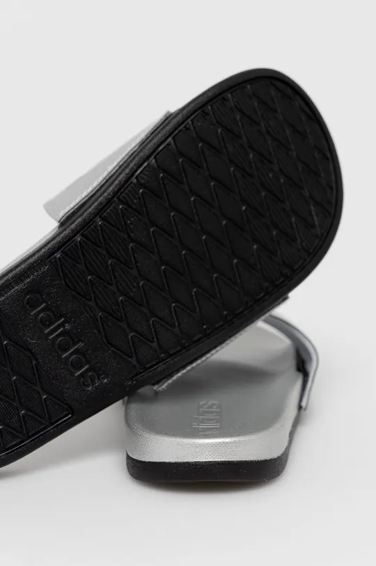 Шлепанцы adidas  Голенище: Синтетический материал Внутренняя часть: Синтетический материал, Текстильный материал Подошва: Синтетический материал