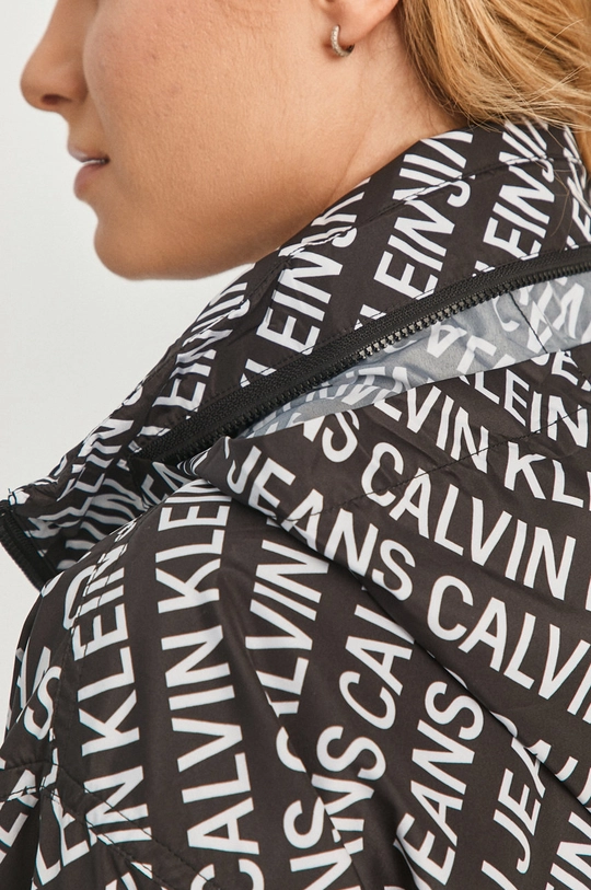 Calvin Klein Jeans - Bunda