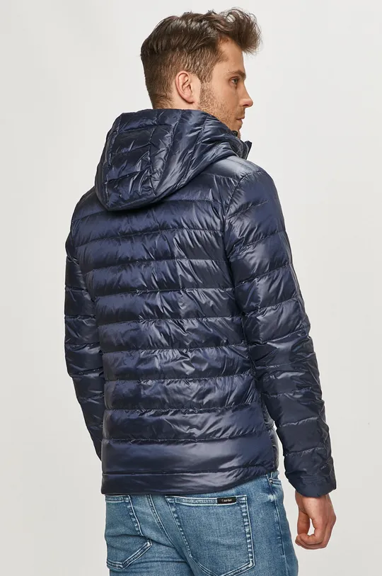 Blauer - Páperová bunda  Výplň: 10% Páperie, 90% Kačacie páperie Základná látka: 100% Nylón