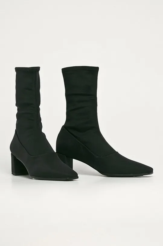 Vagabond Shoemakers - Členkové topánky Tessa čierna