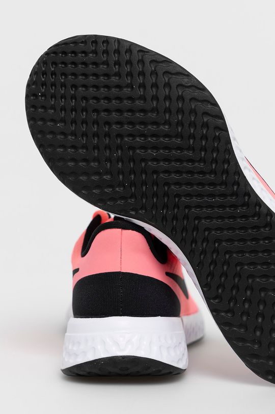 Nike Kids - Dětské boty Revolution 5  Svršek: Umělá hmota, Textilní materiál Vnitřek: Textilní materiál Podrážka: Umělá hmota