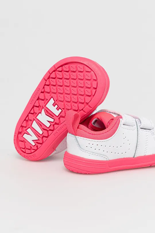 Детские ботинки Nike Kids  Голенище: Синтетический материал, Натуральная кожа Внутренняя часть: Текстильный материал Подошва: Синтетический материал