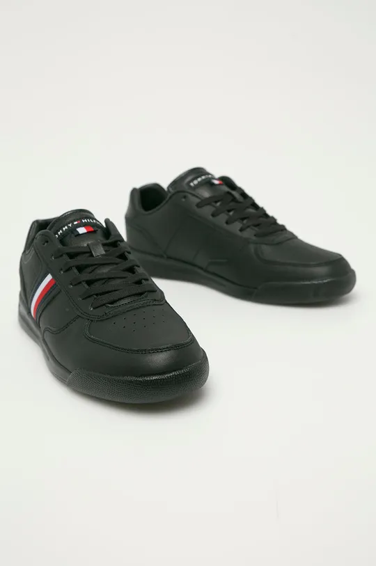 Kožená obuv Tommy Hilfiger čierna