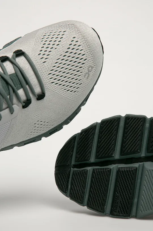 gri On-running sneakers