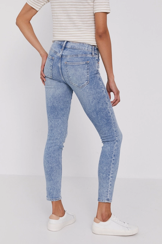 GAP Jeansy 94 % Bawełna, 2 % Spandex, 4 % Inny materiał