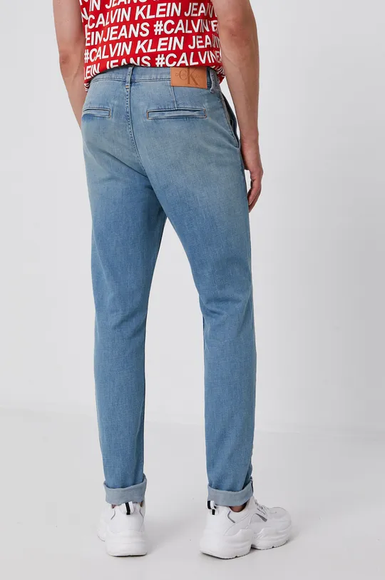 Джинсы Calvin Klein Jeans  Основной материал: 65% Хлопок, 22% Лен, 13% Полиэстер Вставки: 100% Натуральная кожа