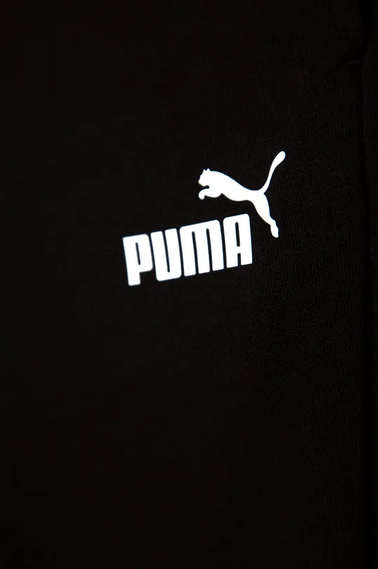 Дитячі штани Puma 587037  Основний матеріал: 68% Бавовна, 32% Поліестер Резинка: 98% Бавовна, 2% Еластан