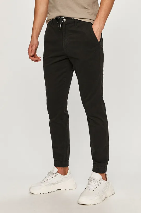 czarny Calvin Klein Jeans - Spodnie J30J317993.4891 Męski