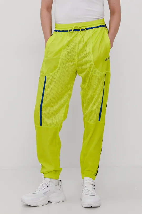 Obojstranné nohavice adidas Originals GN3821 žltá