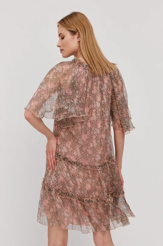 Φόρεμα Nissa  Φόδρα: 100% Βισκόζη Κύριο υλικό: 95% Μετάξι, 5% Λούρεξ