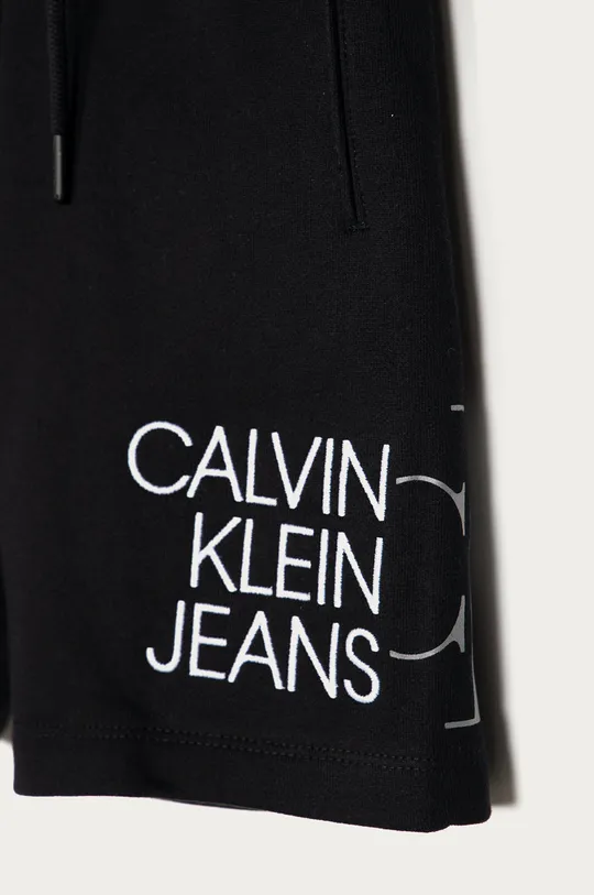 Detské krátke nohavice Calvin Klein Jeans čierna