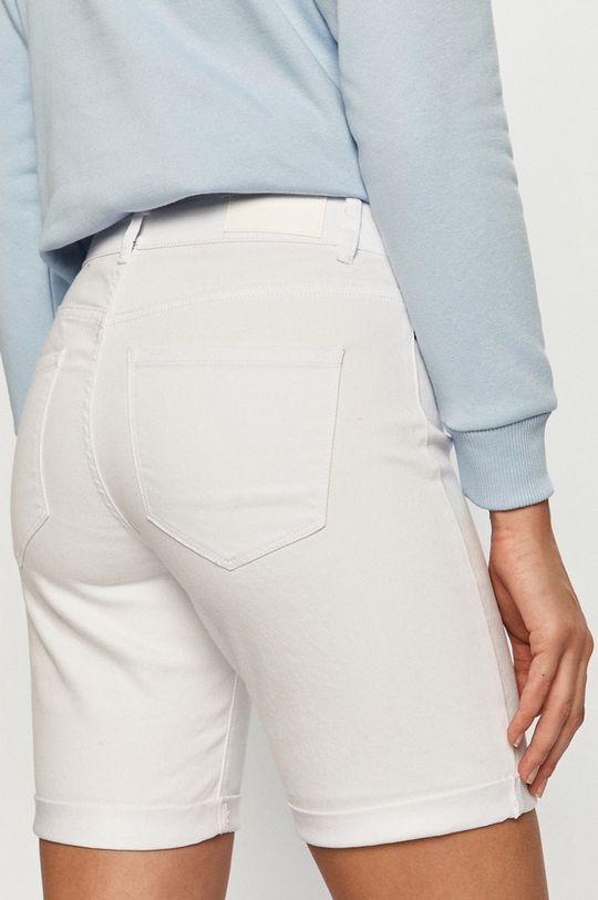 Vero Moda - Rifľové krátke nohavice  72% Bavlna, 2% Elastan, 26% Polyester
