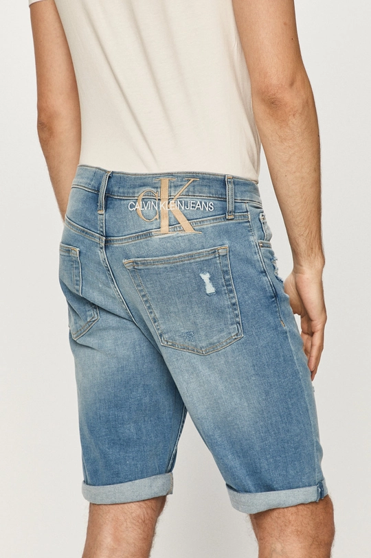 Calvin Klein Jeans Szorty jeansowe J30J317749.4891 75 % Bawełna, 1 % Elastan, 24 % Poliester