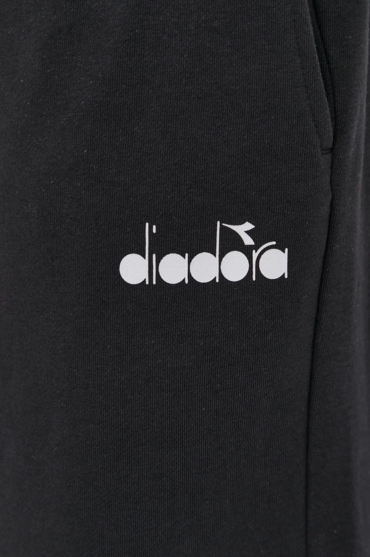 чёрный Шорты Diadora