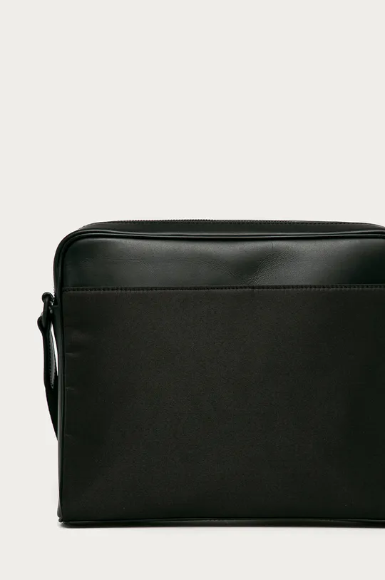 Karl Lagerfeld táska  Anyag 1: 100% poliészter Anyag 2: 100% természetes bőr