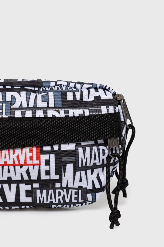 Eastpak övtáska x Marvel  100% poliészter