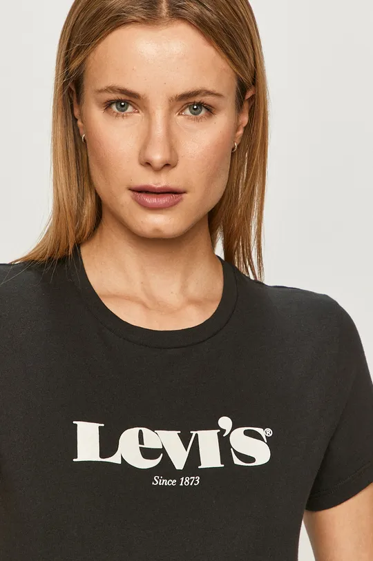 črna Levi's t-shirt