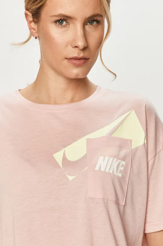 różowy Nike - T-shirt