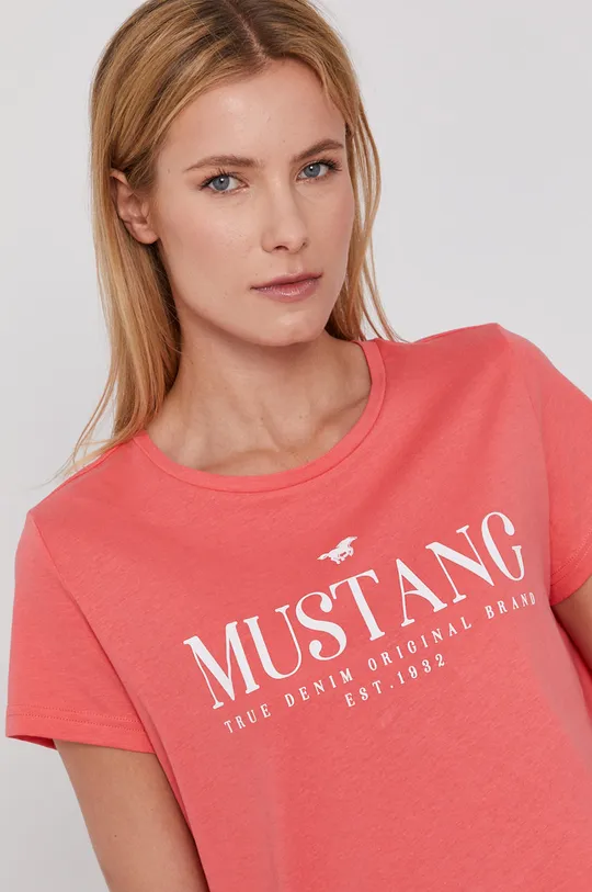 różowy Mustang T-shirt