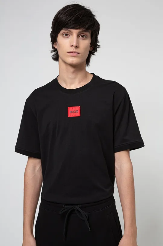 črna Bombažen t-shirt HUGO Moški