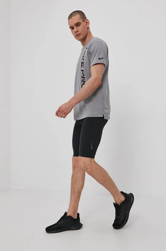 Nike t-shirt siva