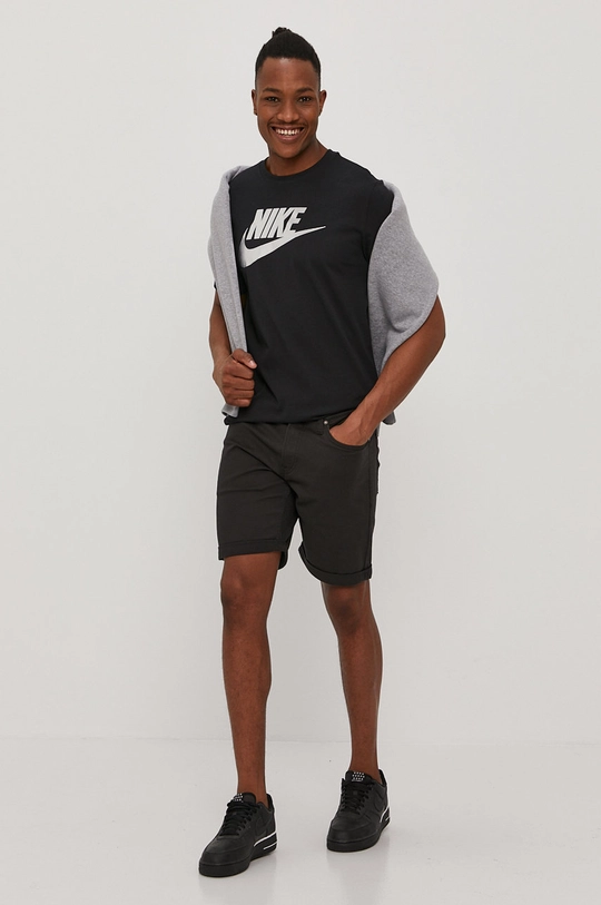 Nike Sportswear t-shirt fekete