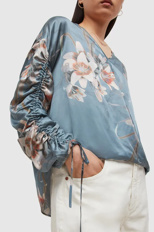 AllSaints bluzka z domieszką jedwabiu PRESLIE KUROYURI TOP niebieski