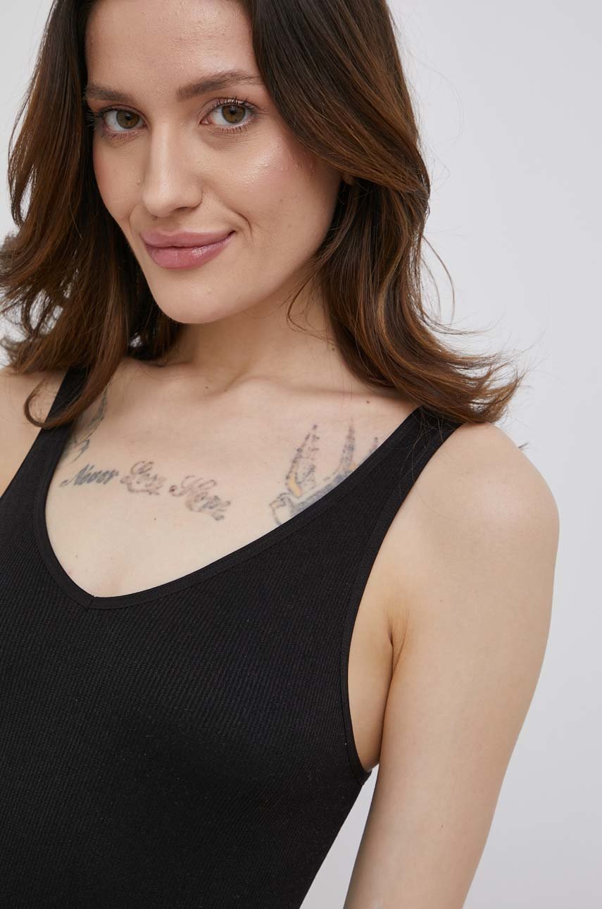 Pieces top De femei