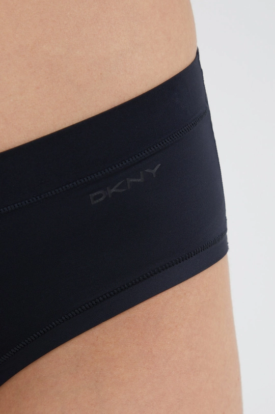 Nohavičky Dkny  Základná látka: 76% Nylón, 24% Spandex Vložka: 100% Bavlna