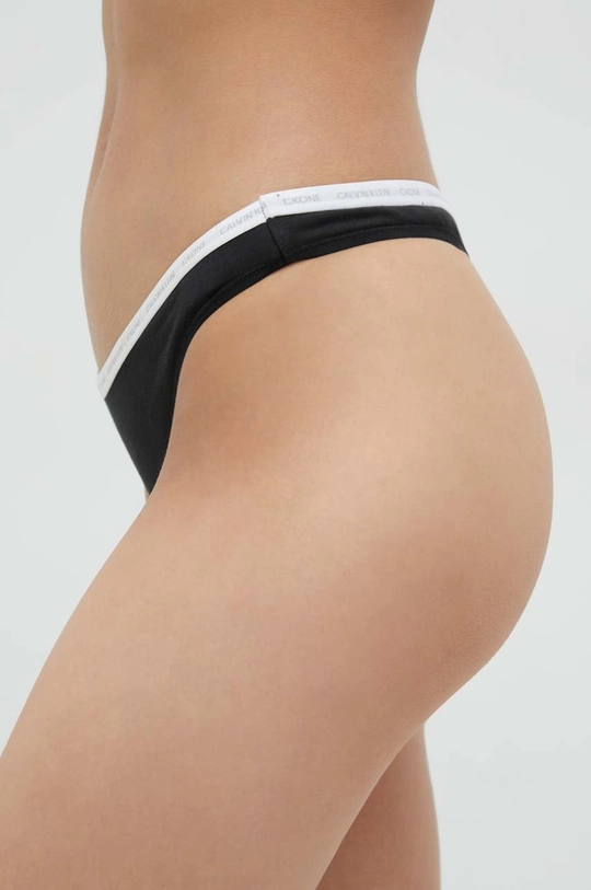 Στρινγκ Calvin Klein Underwear μαύρο