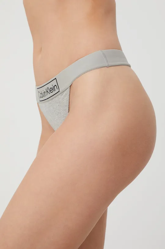 Стринги Calvin Klein Underwear серый