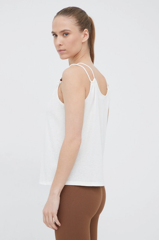 Top women'secret Kenya <p> 
80% Polyester, 20% Viskóza</p>