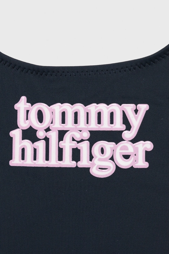 Dječji kupaći kostim Tommy Hilfiger  Postava: 15% Elastan, 85% Poliester Temeljni materijal: 20% Elastan, 80% Poliamid