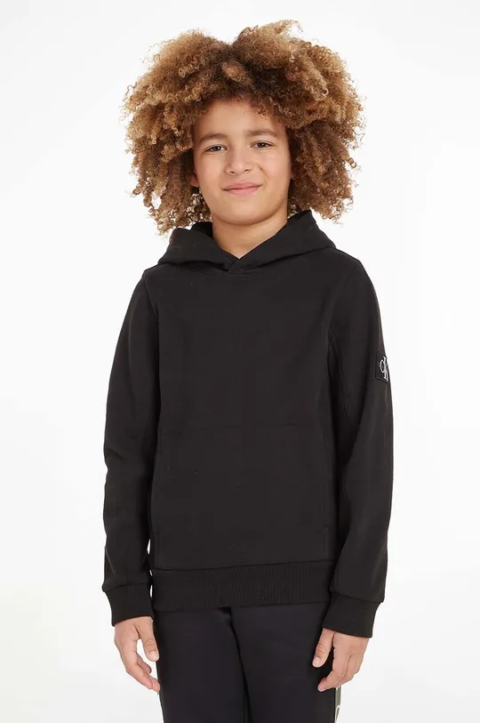 črna Calvin Klein Jeans bombažni pulover za otroke Fantovski