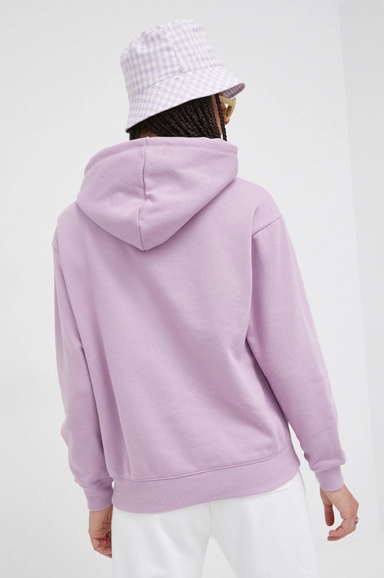 Champion sweatshirt  Basic material: 67% Cotton, 33% Polyester Inserts: 100% Cotton Rib-knit waistband: 98% Cotton, 2% Elastane