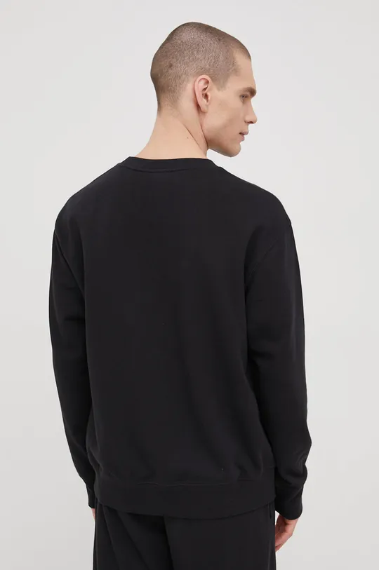 New Balance sweatshirt  Basic material: 60% Cotton, 40% Polyester Other materials: 57% Cotton, 38% Polyester, 5% Elastane