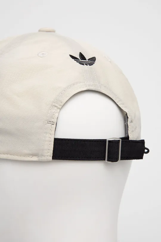 Καπέλο adidas Originals μπεζ