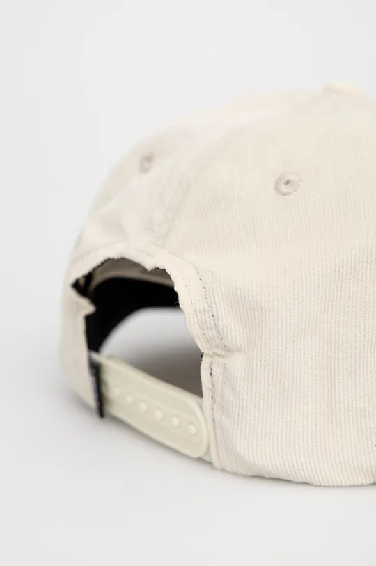 Manšestrová čiapka Vans  Podšívka: 20% Bavlna, 80% Polyester Základná látka: 100% Bavlna