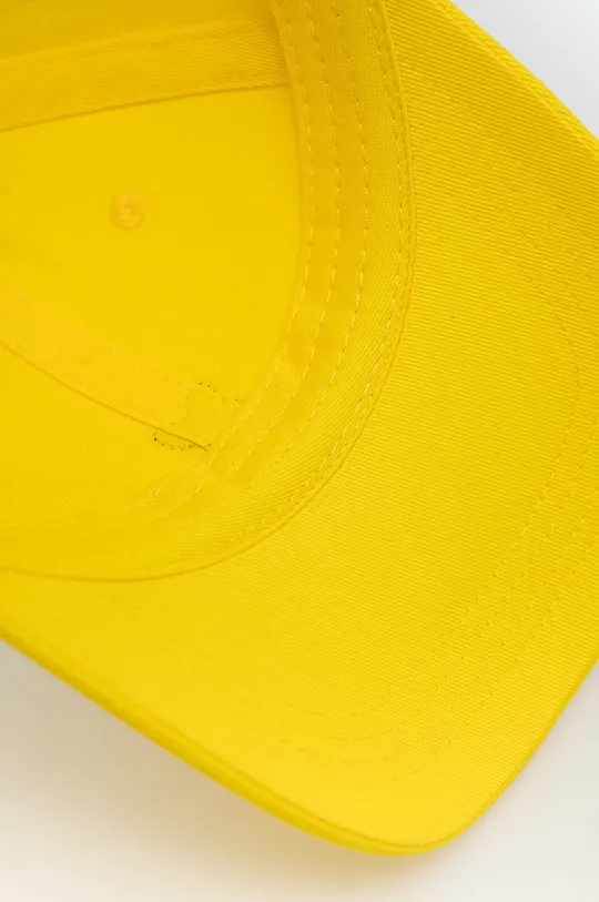 κίτρινο Βαμβακερό καπέλο Lyle & Scott