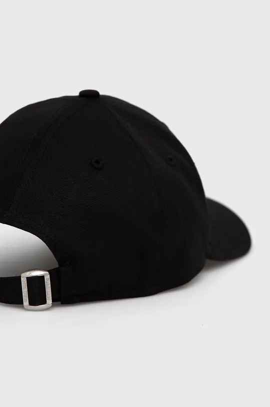 New Era czapka bawełniana czarny