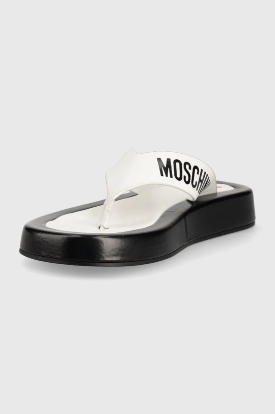 Love Moschino bőr flip-flop  Szár: természetes bőr Belseje: szintetikus anyag, természetes bőr Talp: szintetikus anyag