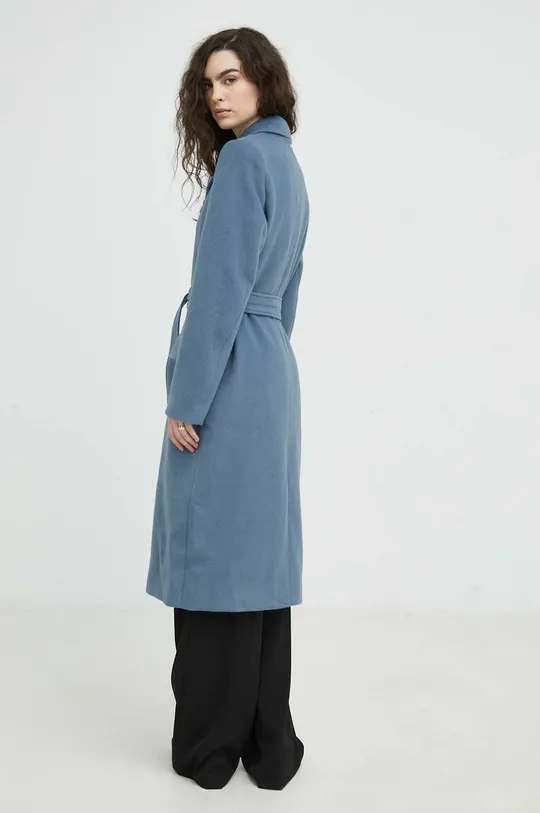 Шерстяное пальто Bruuns Bazaar  Основной материал: 50% Шерсть, 50% Переработанный полиэстер Подкладка: 100% Полиэстер