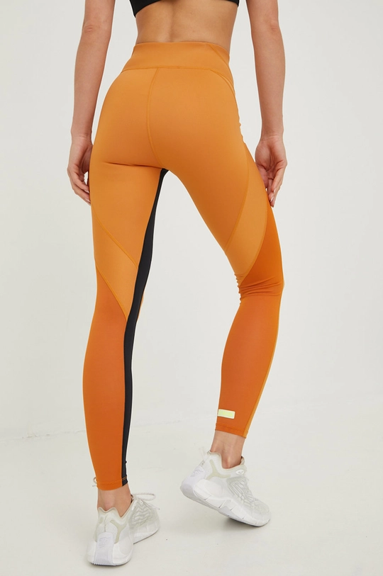 P.E Nation leggings da allenamento Immersive Materiale 1: 73% Poliestere riciclato, 27% Elastam Materiale 2: 79% Poliammide, 21% Elastam Materiale 3: 65% Poliammide, 35% Elastam